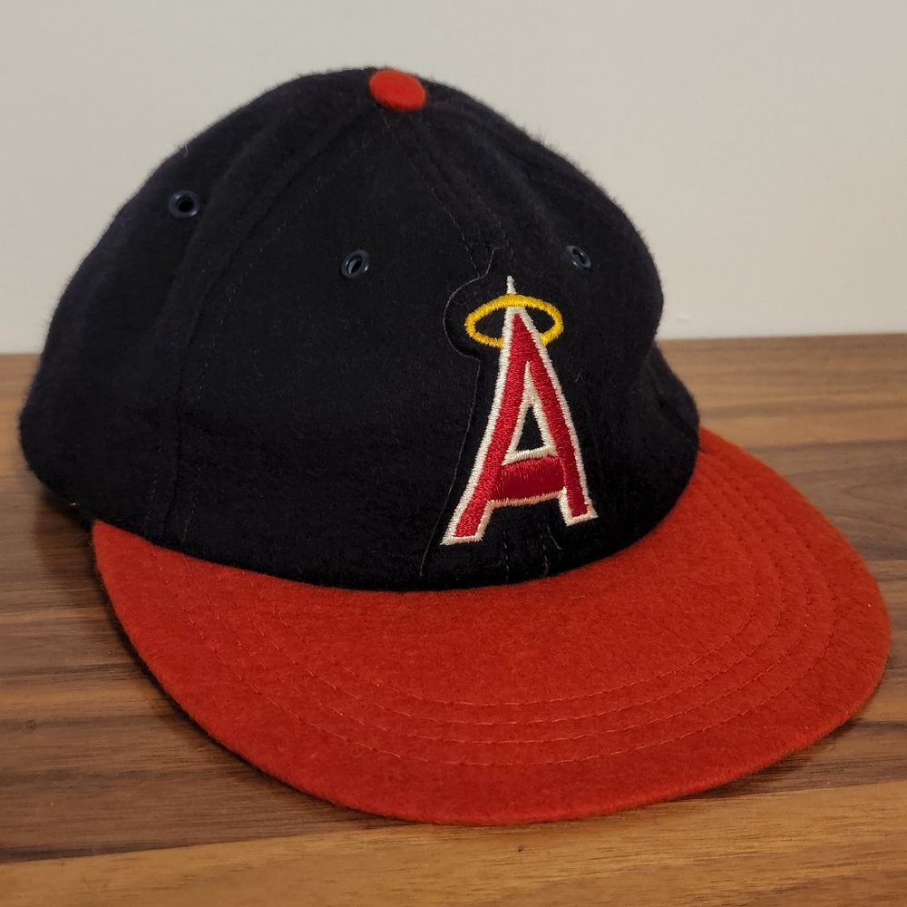 Vintage California Angels MLB 1970's RARE Wool UNION MADE Fitted Hat Small